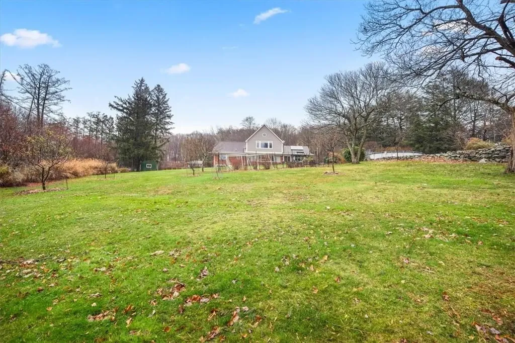 24 Moseman Avenue Katonah NY 10536