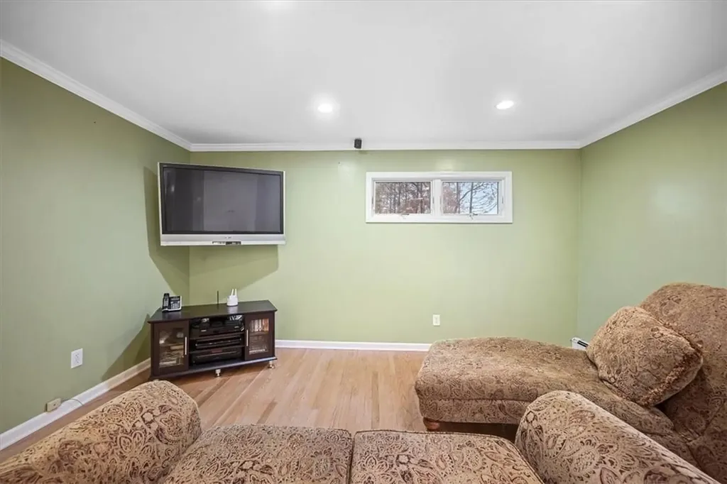 24 Moseman Avenue Katonah NY 10536