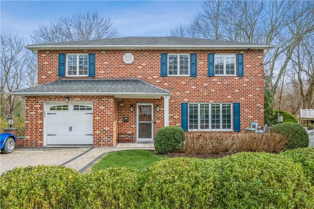 70 Parkview Drive Bronxville NY 10708