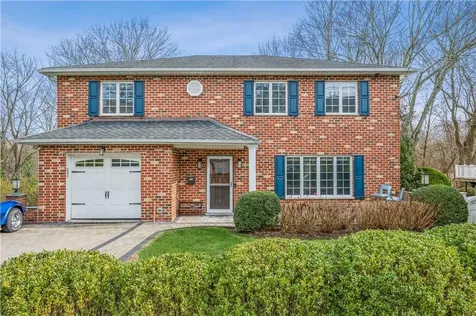 70 Parkview Drive Bronxville NY 10708