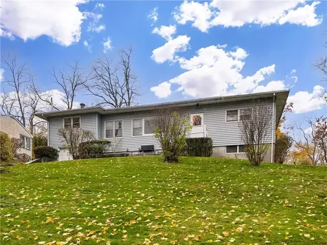 165 Bushey Avenue Yonkers NY 10710