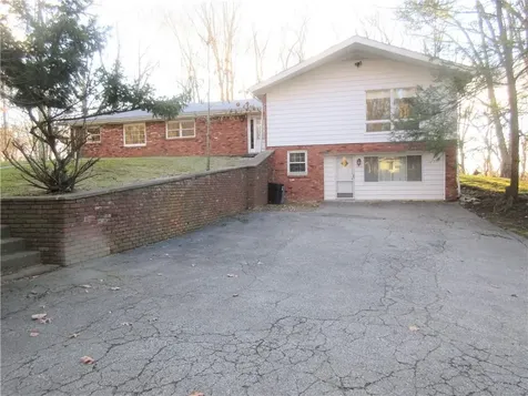 27 Adams Court Carmel NY 10512