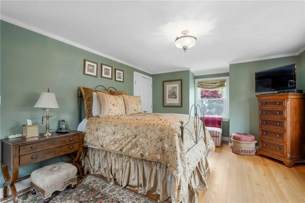 25 Miller Terrace White Plains NY 10607
