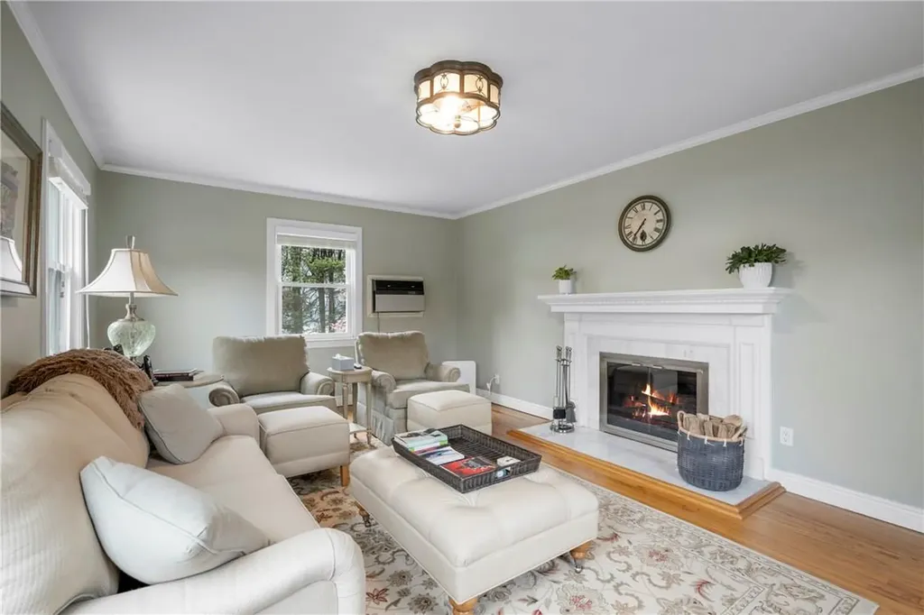 25 Miller Terrace White Plains NY 10607