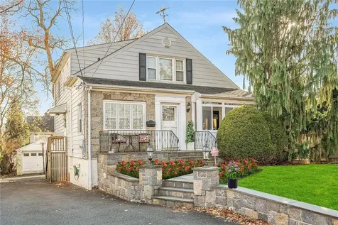 46 Overlook Avenue Eastchester NY 10709