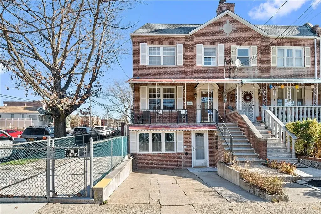 2770 Morgan Avenue Bronx NY 10469