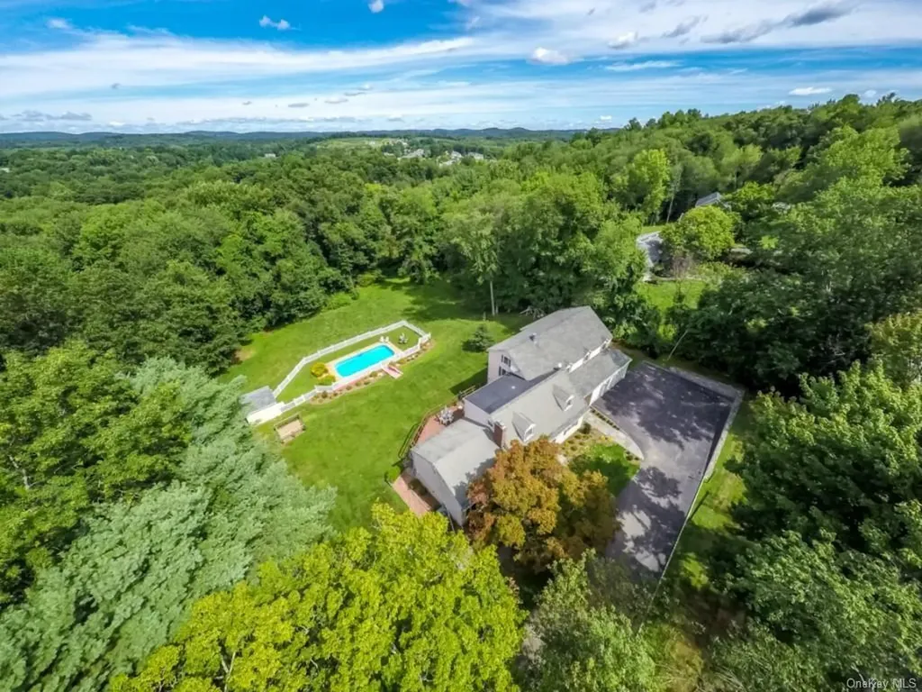 49 Mahopac Avenue Amawalk NY 10501