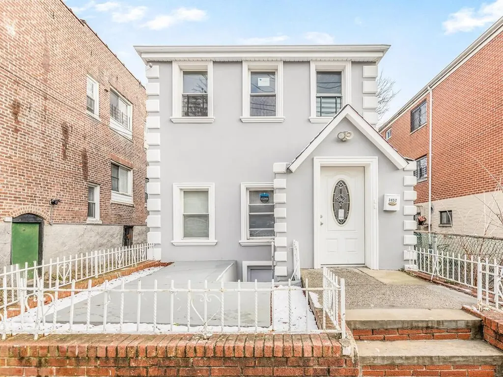 3452 Ely Avenue Bronx NY 10469