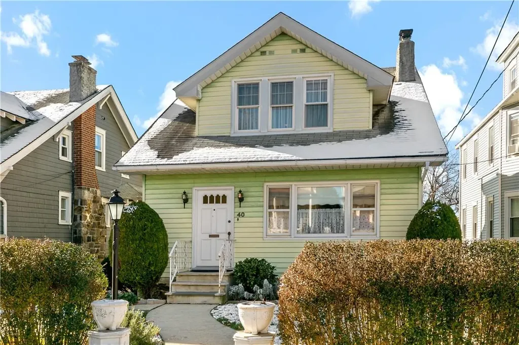 40 Dewey Avenue New Rochelle NY 10801