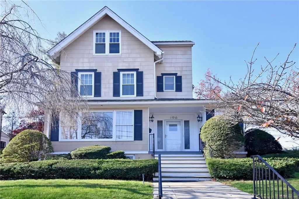 196 Mount Pleasant Avenue Mamaroneck NY 10543