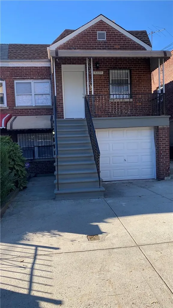 4329 Wilder Avenue Bronx NY 10466