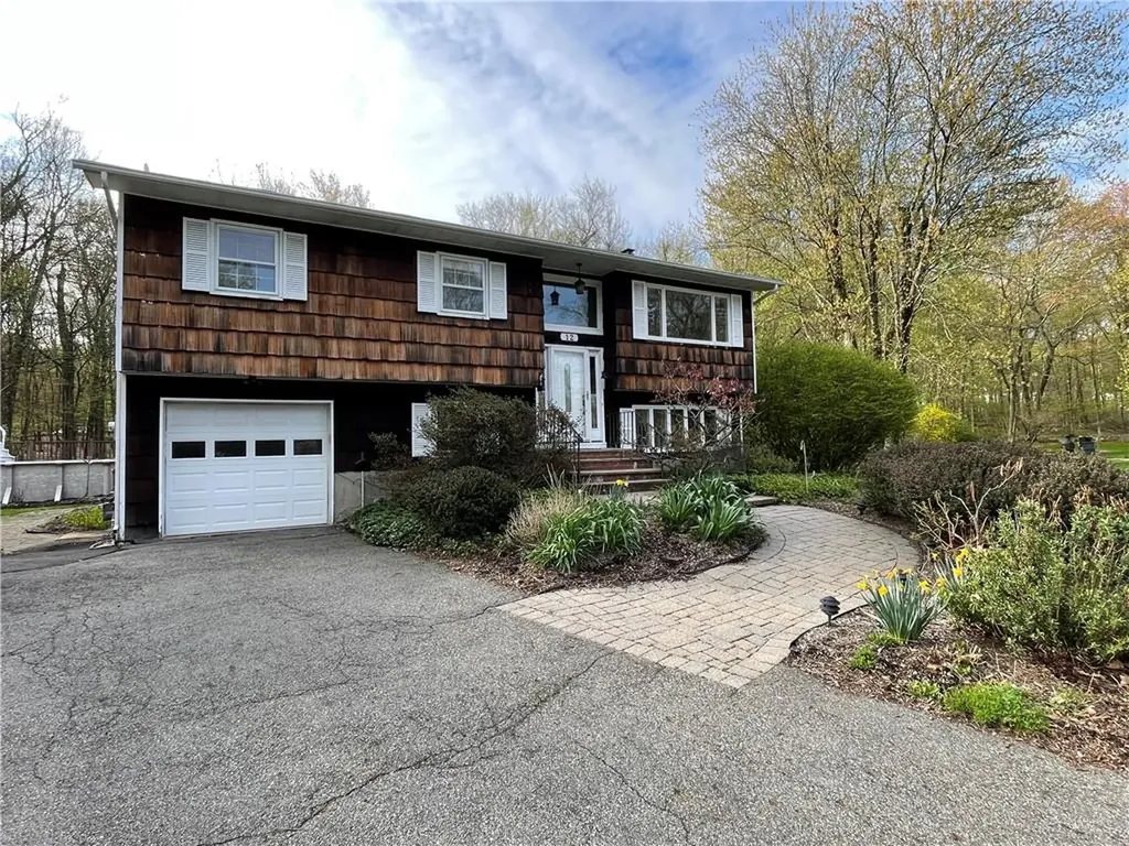 12 Moorea Court Garnerville NY 10923