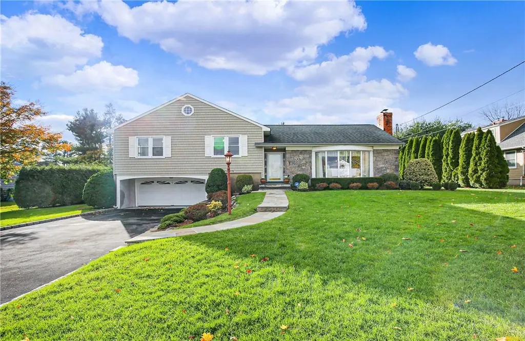21 Durham Road White Plains NY 10605