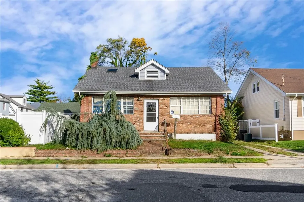 75 Ingraham Street Hempstead NY 11550