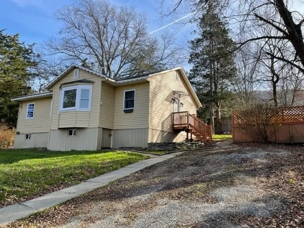 26 Woodycrest Trail Monroe NY 10950