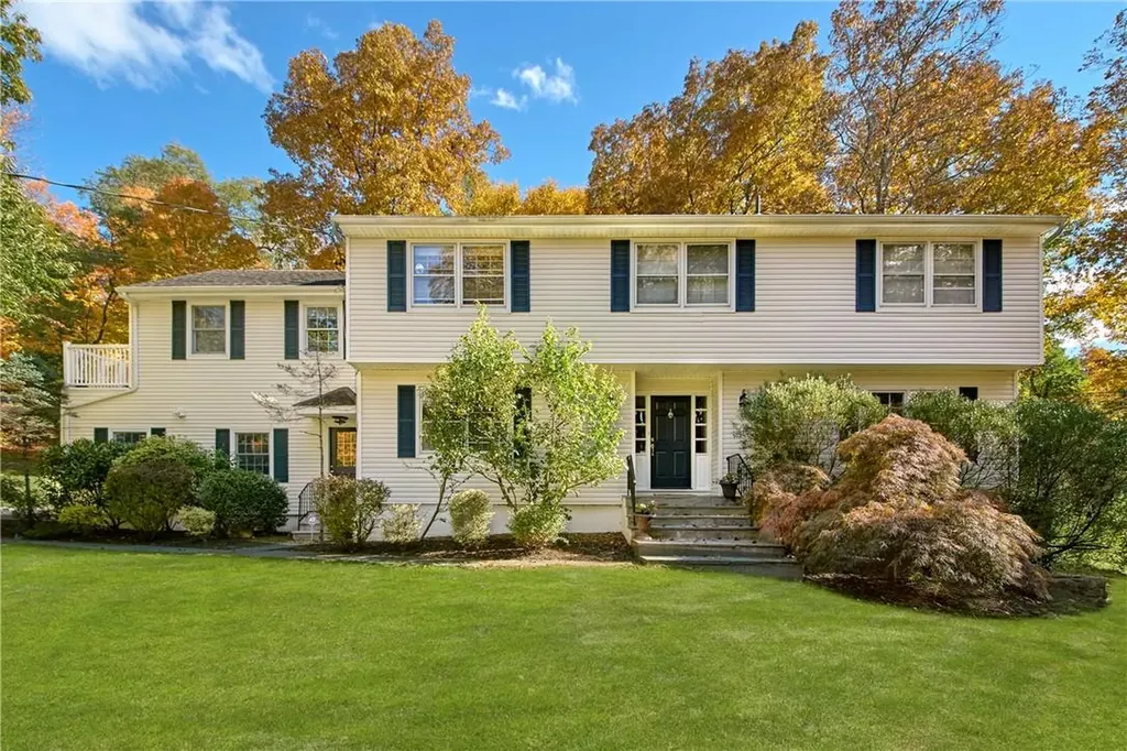 16 N Bridge Terrace Mount Kisco NY 10549