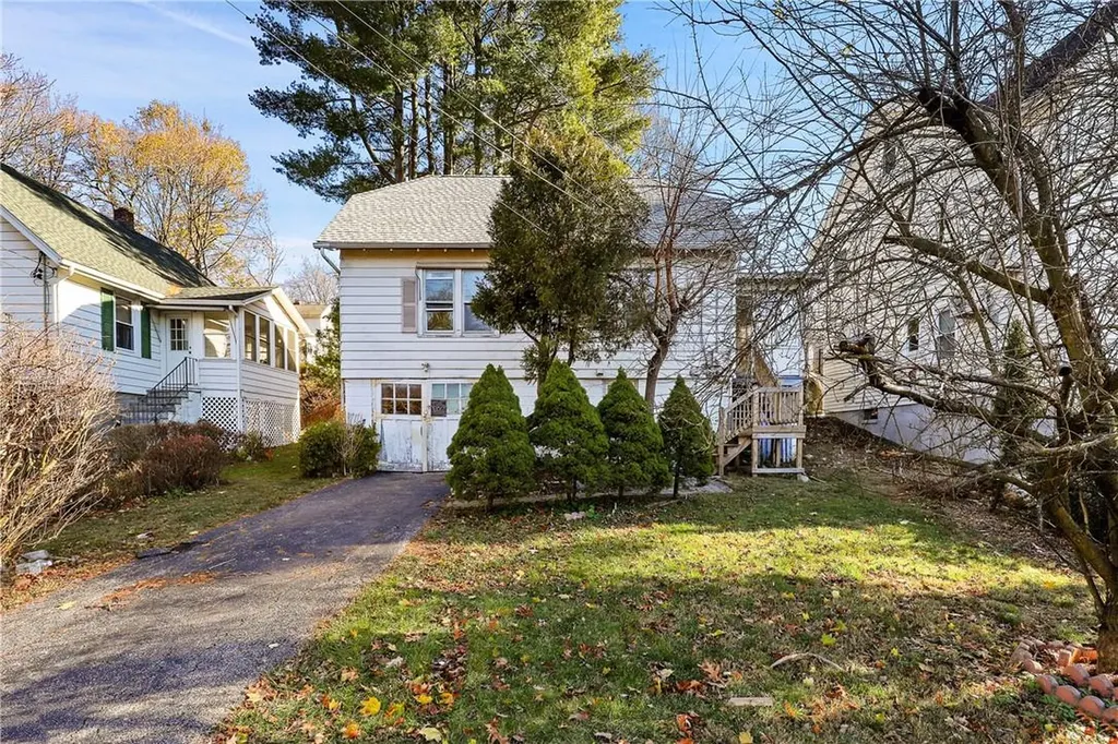 427 Depew Street Peekskill NY 10566