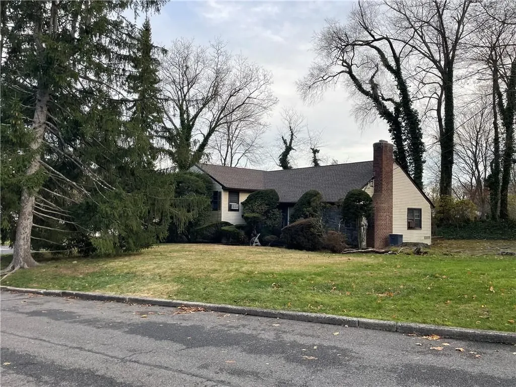 201 Waverly Road Scarsdale NY 10583