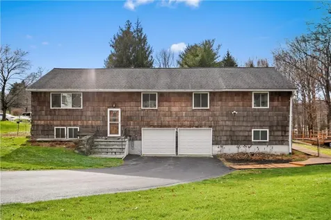 2693 Farsund Court Yorktown Heights NY 10598