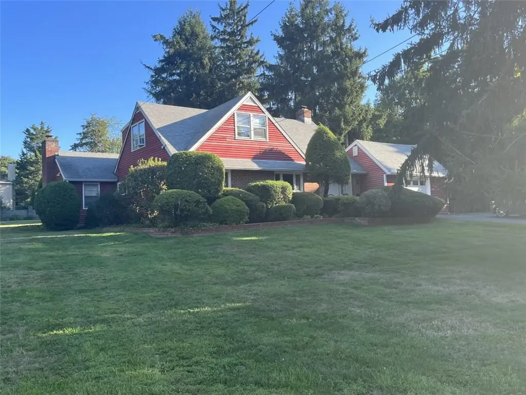39 Pineridge Road White Plains NY 10603