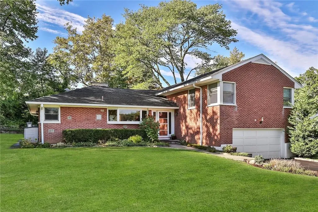 38 Avis Drive New Rochelle NY 10804