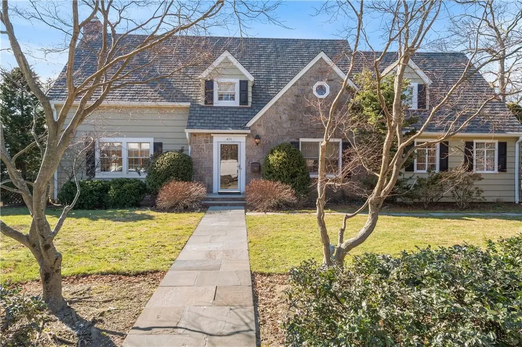 401 Fowler Avenue Pelham NY 10803