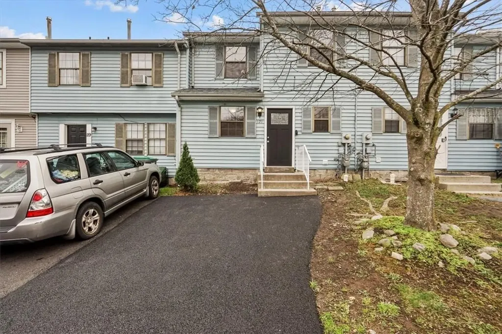 121 Blake Road Maybrook NY 12543