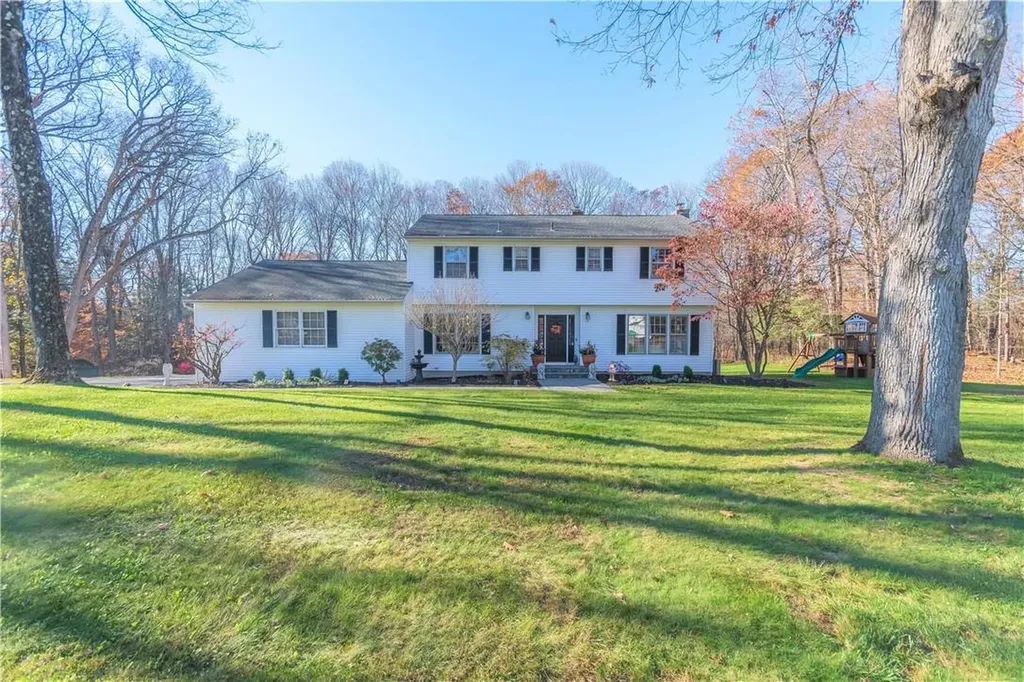 37 Pleasant Ridge Drive Poughkeepsie NY 12603