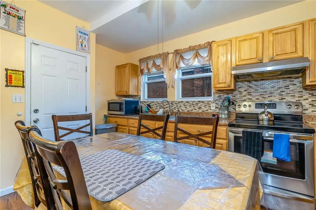 141 S 10th Avenue Mount Vernon NY 10550