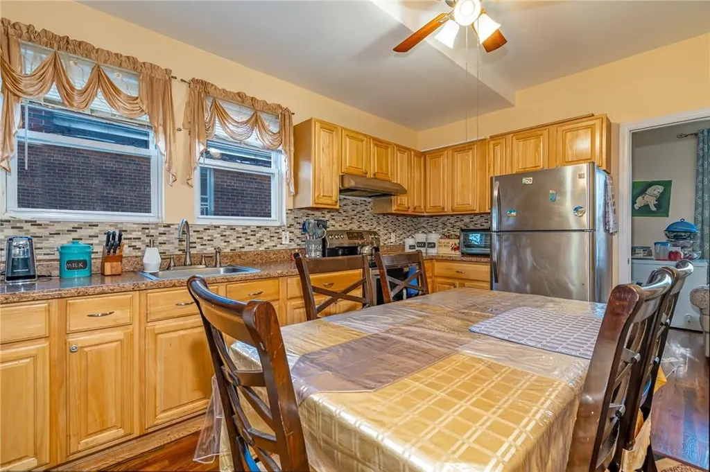 141 S 10th Avenue Mount Vernon NY 10550
