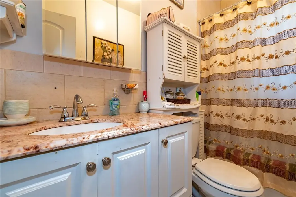 141 S 10th Avenue Mount Vernon NY 10550
