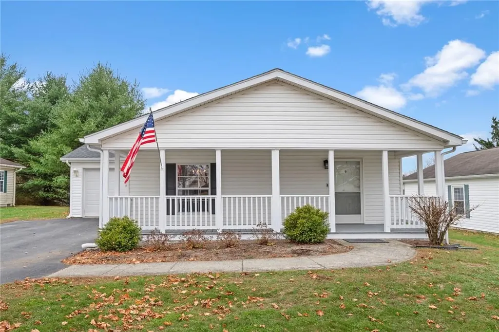 3 Gables Boulevard Poughkeepsie NY 12603