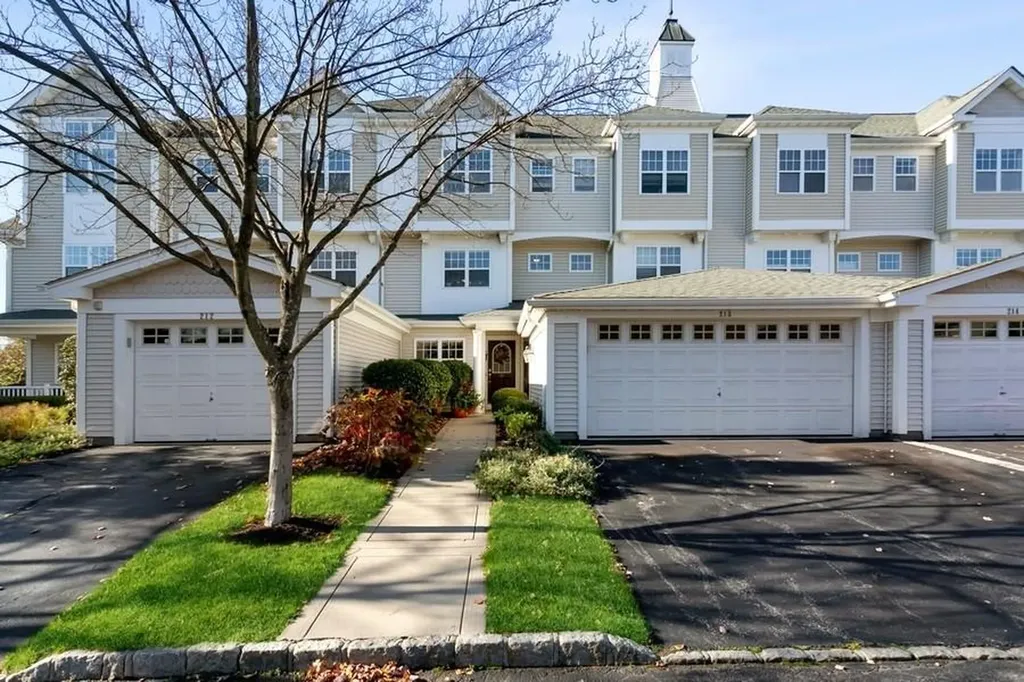 223 Northview Court Peekskill NY 10566