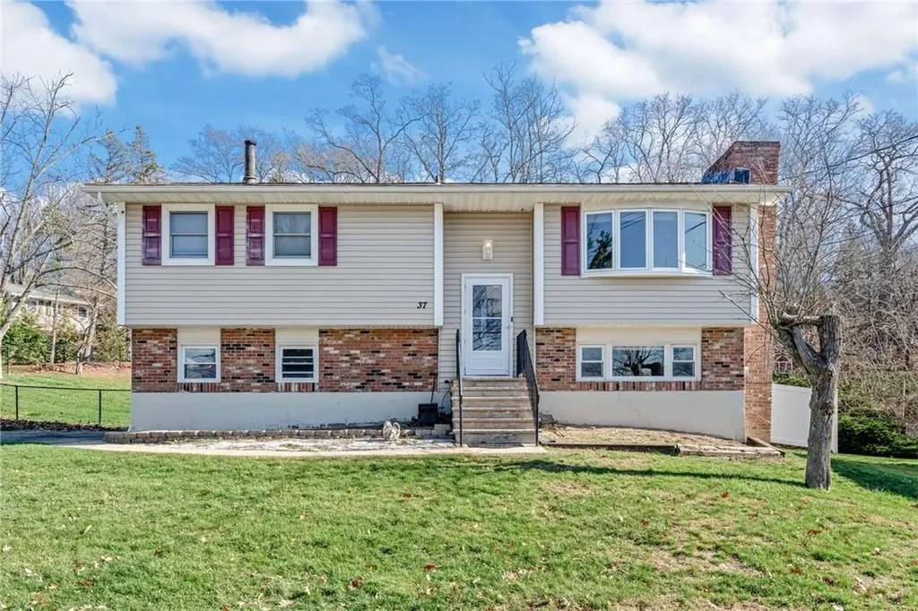 37 Poplar Drive Monroe NY 10950