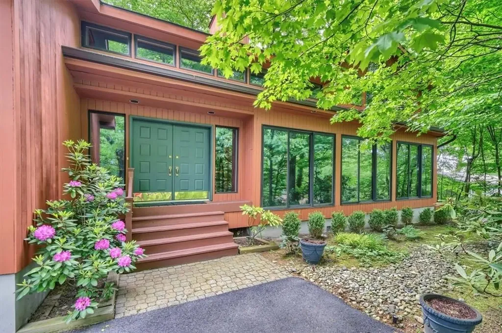 33 Western Drive Ardsley NY 10502
