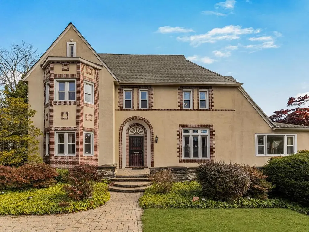 161 Commonwealth Avenue Mount Vernon NY 10552