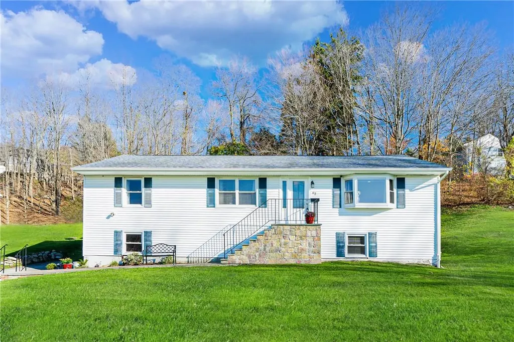 62 Anna Street Carmel NY 10512
