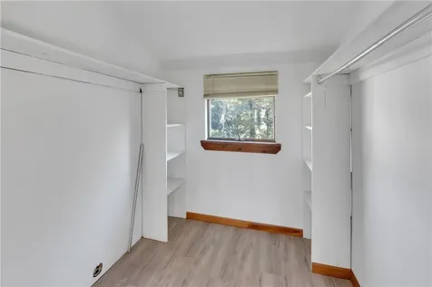 18 Miller Terrace White Plains NY 10607
