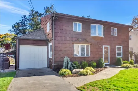 18 Miller Terrace White Plains NY 10607