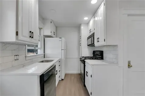18 Miller Terrace White Plains NY 10607