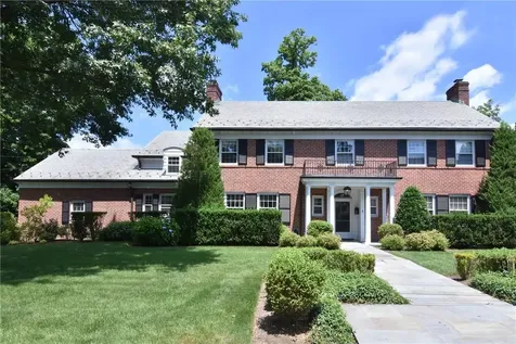 1 Paddington Circle Bronxville NY 10708