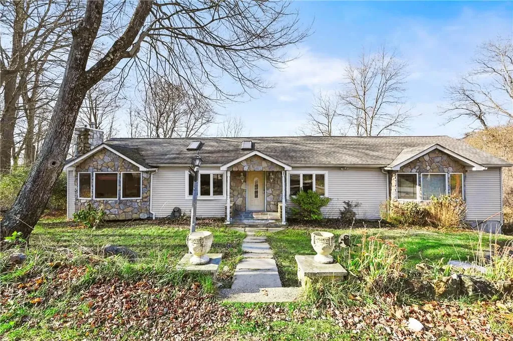 111 Montrose Drive Carmel NY 10512