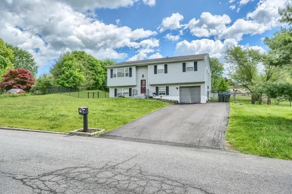 4 Seely Road Chester NY 10918