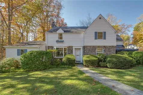89 Valley Stream Road E Larchmont NY 10538