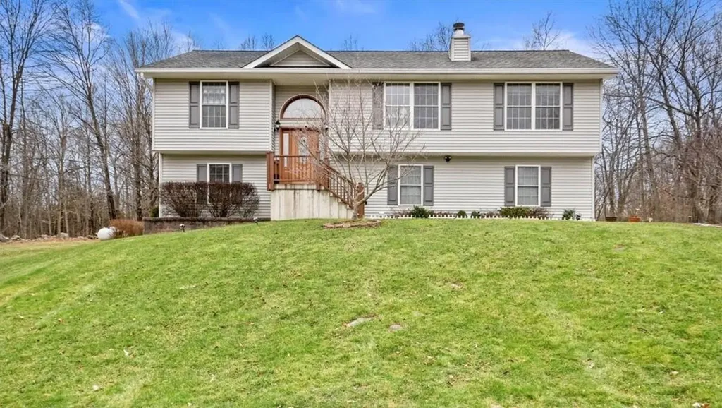957 State Route 32 Wallkill NY 12589
