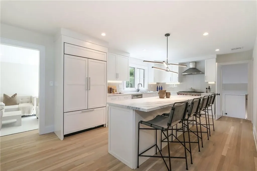 14 Hook Road Rye NY 10580
