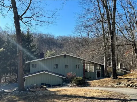 18 Sunrise Drive Putnam Valley NY 10579