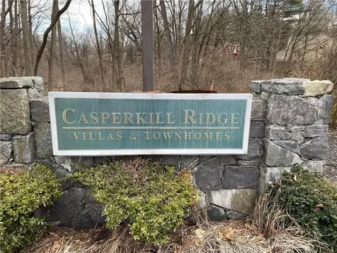 11 Bridgewater Way Poughkeepsie NY 12601
