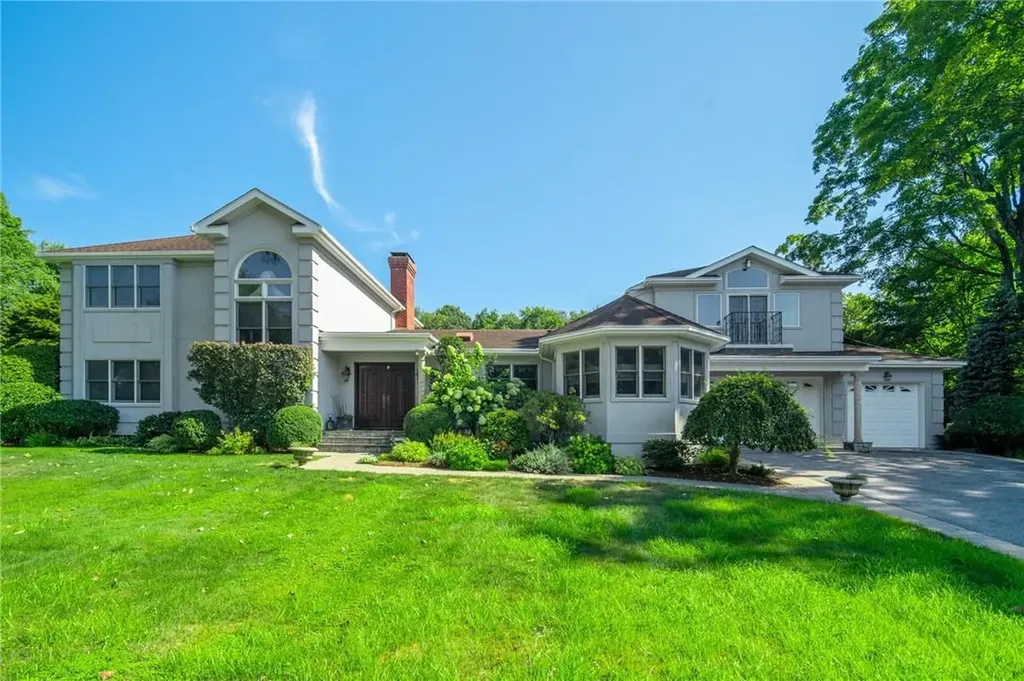 2 Westwood Drive Harrison NY 10528