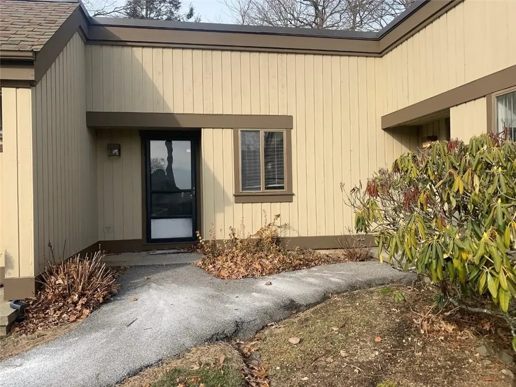 72 Heritage Hills Somers NY 10589